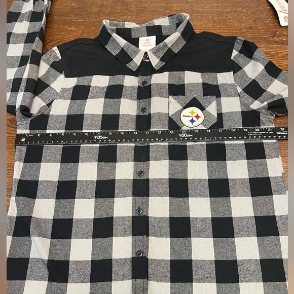 Pittsburgh Steelers Juniors Black Front Knot Plaid Size XL Button-Up Shirt NWT - Picture 10 of 16